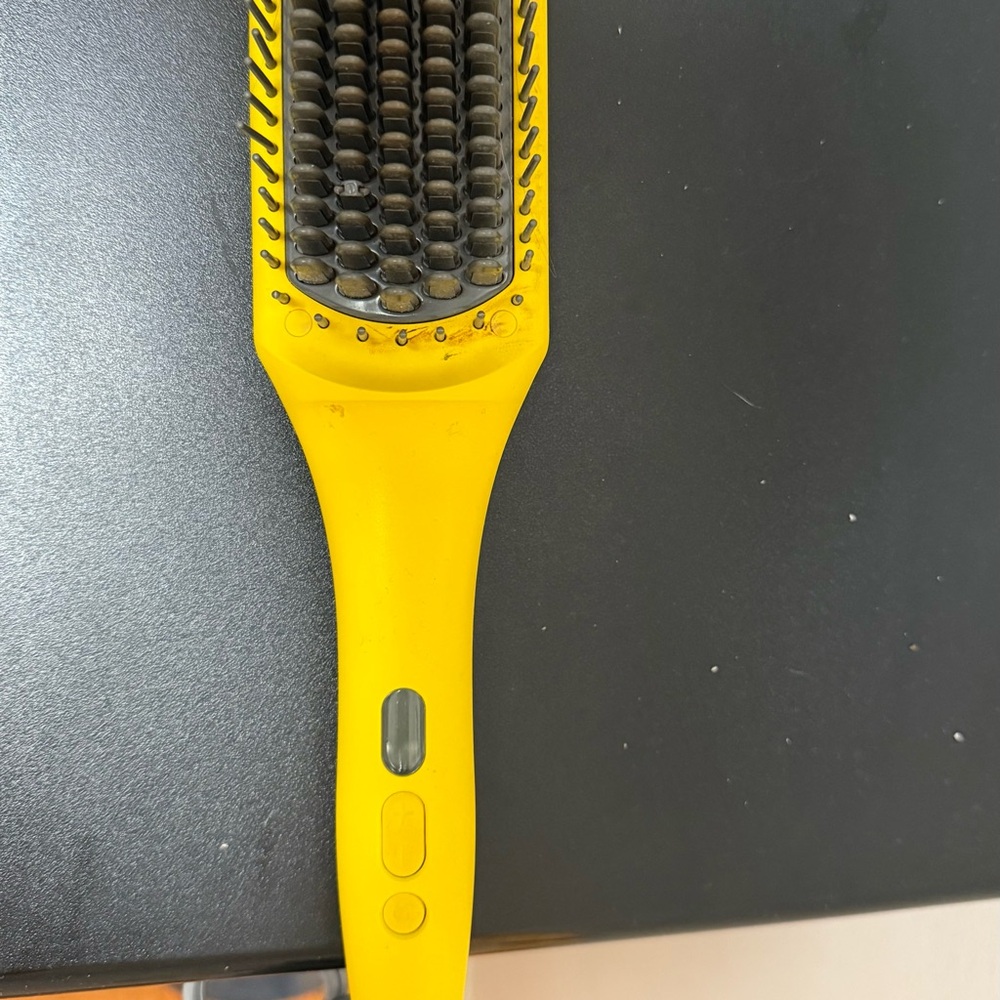 Yellow Hair Straightening Brush